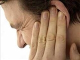 عواملی که باعث آسیب رسیدن به پرده گوش‌تان می‌شوند