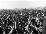  ۸ بهمن ۱۳۵۷؛ تجمع مردم در مهرآباد