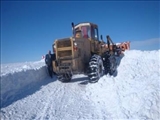 مسدود شدن راه ارتباطی بیش از 60 روستای ورزقان در اثر بارش برف