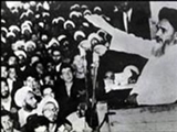 موضوع محوری سخنرانیهای امام خمینی(ره) قبل از انقلاب چه بود