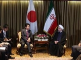  روحانی در دیدار نخست وزیر ژاپن: از سرمایه گذاری مشترک در همه عرصه ها حمایت می کنیم