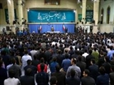 رهبر انقلاب اسلامی:لحظه‌ای از دفاع از جامعه علمی و نخبگان کشور کوتاه نمی‌آییم