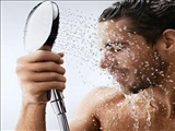 5 اشتباهی که در هنگام استحمام انجام می‌دهید/ چرا نباید صورت را در حمام شست؟ 