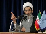 زندگی در تسخیر فضای مجازی/ برای سامان‌دهی، مشکل اراده داریم