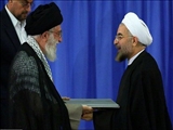 رهبر معظم انقلاب حکم ریاست جمهوری روحانی را تنفیذ کردند