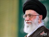  مسئولان در همین اولین ساعات با همه همت و توان به یاری آسیب دیدگان به ویژه در زیرآوارماندگان بشتابند