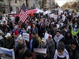 هزاران نفر در واشنگتن دراعتراض به تصمیم ترامپ درباره قدس تظاهرات کردند 