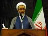 تشدد بین دولت و ملت ایران از توطئه های آمریکا است