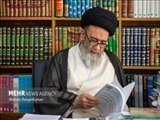 امام‌جمعه‌ای که بر پیکر یک خواننده نماز خواند