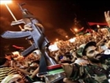آخرین پایگاه نیروهای قذافی در پایتخت لیبی سقوط کرد 