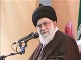 رهبر معظم انقلاب در دومين روز از سفر به كرمانشاه: جامعه بدون روحيه ايثارگري به عزت نمي‌رسد 