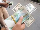 فروش ارز بدون فاكتور، قاچاق محسوب مي‌شود 