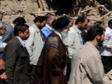 حاشیه‌های سفر رهبر معظم انقلاب به مناطق زلزله‌زده‌ 