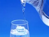 آیا نوشیدن آب معدنی در پیشگری از بروز سنگ کلیه موثر است؟ 