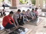 برگزاري مراسم افطاري دانش آموزان طرح تابستاني در كنار قبور شهداء در تبريز
