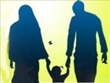 نقش ابراز علاقه در استحکام خانواده/ احادیثی درباره دوست داشتن زن و فرزند