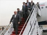 ظریف به همراه تیم مذاکره کننده هسته‌ای ایران وارد تهران شد 
