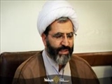 حجّت الاسلام عبّاس جعفری فراهانی به مناسبت 8 ربیع الثانی، سال روز شهادت امام یازدهم، حضرت امام حسن به علیّ العسکری(ع) مقاله ای را با عنوان «امام حسن عسگری(ع) و مبارزه با انحرافات و مفاسد جامعه» در اخت