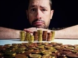 پول خرج کردن الزاما شادی‌آور نیست