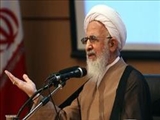 علامه طباطبایی(ره) ولایت را در متن عبادت و مانند آن می دید
