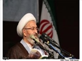 تکفیری‌ها توسل به ذات نبی(ص) را شرک می‌دانند/ تفسیر به رأی باعث خروج حدیث از اعتبار می‌شود 