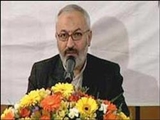 خداوند فرمود من در آسمان و زمین نمی گنجم ولی در دل مومن می گنجم/ کعبه، تجلی خانه قلب