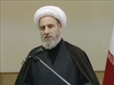 امام جمعه هریس: باید به سخنان نخست وزیر انگلیس پاسخ دندان شکن داده شود