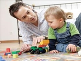 ‌کودکان روزانه به سه ساعت بازی با والدین نیاز دارند 