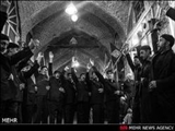 رخت سیاه بر تن بزرگترین بازار مسقف جهان/گردهمایی عزاداران در نخستین پایتخت تشیع 