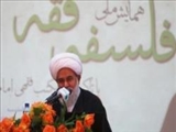 گفتمان مجدِد با تکیه بر میراث سلف به دستاوردهای بشری نیز توجه دارد