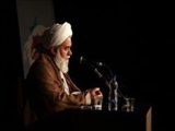شارع مقدس بدون مسامحه‌ هنر را به ارزشی و غیرارزشی تقسیم می‌‌کند