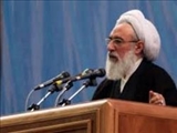  امام جمعه تبریز: پیام اقتدار نظامی ایران برای دوستان صلح و امنیت و برای دشمنان هشدار است