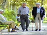 بهبود معیشت بازنشستگان مهم تر از پرداخت حقوق