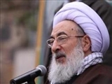 امام جمعه تبریز برتبادل همزمان امتیازات در مذاکرات هسته ای تاکید کرد