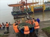 کشتی مسافربری چین با ۴۵۸ سرنشین غرق شد 