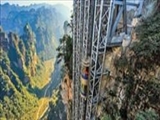 رکورد بلندترین بالابر دنیا در چین 