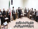 رهبر معظم انقلاب: نباید فریب لبخند دشمن یا مساعدت کوتاه‌مدت او را خورد 