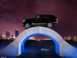عبور خودرو 2300 کیلوگرمی از روی پل کاغذی 