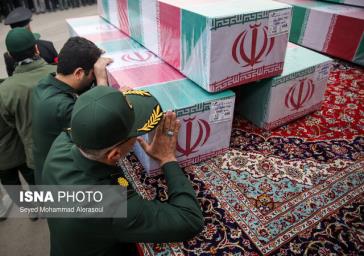  استقبال اقشار مختلف مردم تبریز از ۵ شهید تازه تفحص شده