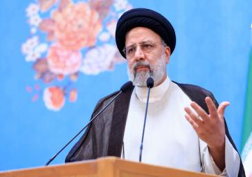  مجلس و دولت قوی می‌تواند ایرانی قوی را رقم بزند